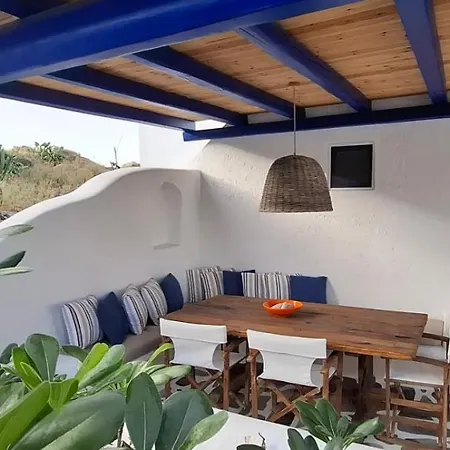 Cozy Island Blue